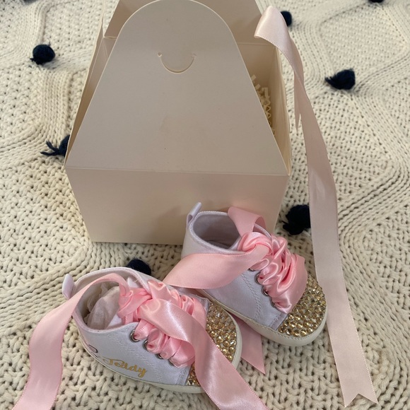 Customized baby sneaks “Teddy” NEVER WORN - Picture 2 of 5
